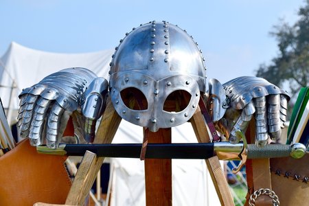 От рыцарских доспехов до современных бронеплит: эволюция личной защиты